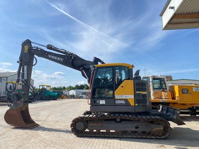 Volvo ECR 145 E L MIETE / RENTAL (12001048) - Lánctalpas kotró: 2 kép. Volvo ECR 145 E L MIETE / RENTAL (12001048) - Lánctalpas kotró: 2 kép.