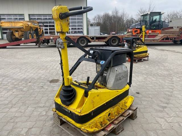 Wacker DPU 3345 F (12005325) - Lapvibrátor: 5 kép. Wacker DPU 3345 F (12005325) - Lapvibrátor: 5 kép.