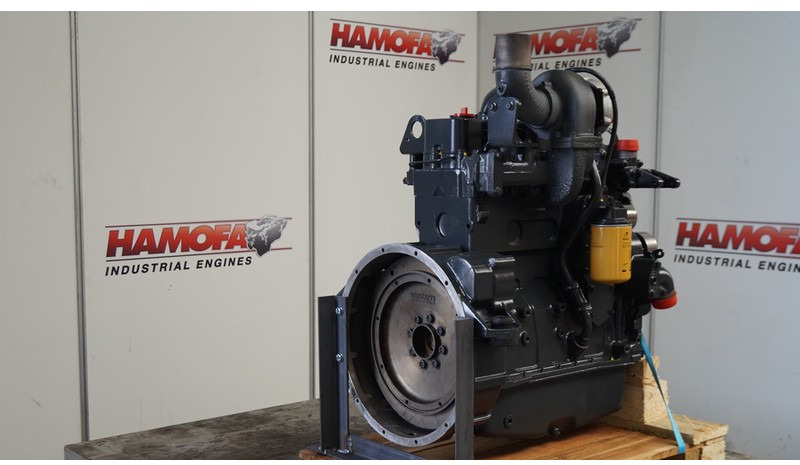 Cummins 4BT3.9 CPL8239 RECONDITIONED - Építőipari gépek: 3 kép. Cummins 4BT3.9 CPL8239 RECONDITIONED - Építőipari gépek: 3 kép.