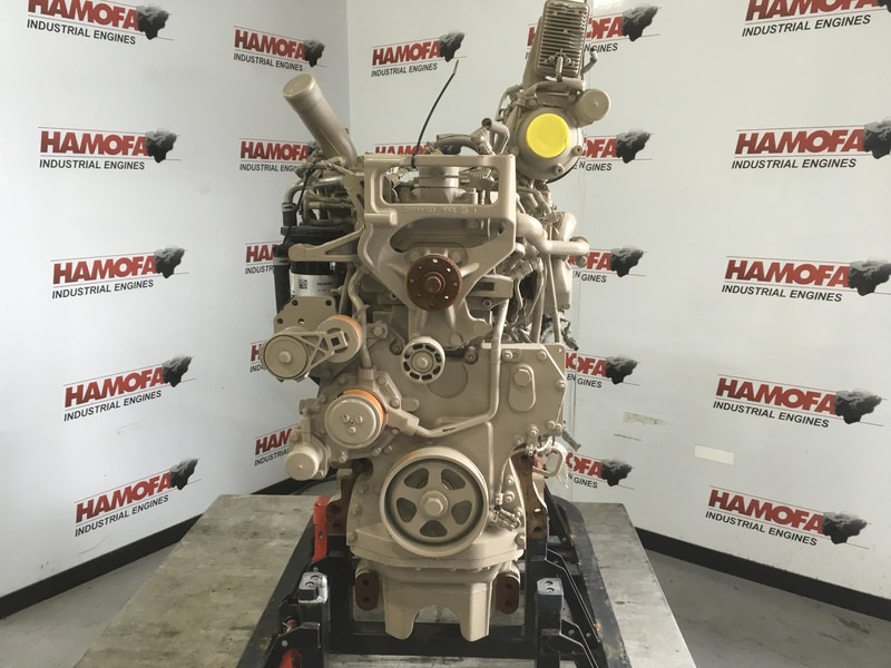 John Deere 4045HRT90 NEW - Építőipari gépek: 4 kép. John Deere 4045HRT90 NEW - Építőipari gépek: 4 kép.