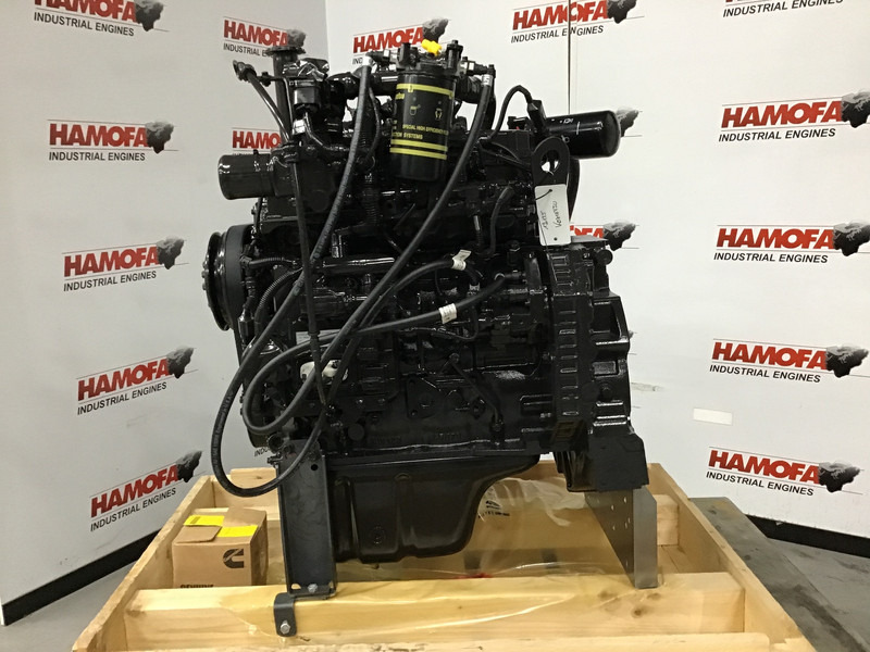 Komatsu SAA4D107E-3 CPL4731 NEW - Építőipari gépek: 2 kép. Komatsu SAA4D107E-3 CPL4731 NEW - Építőipari gépek: 2 kép.