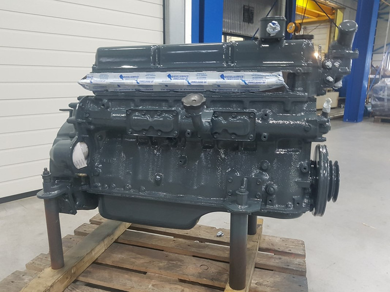 Mitsubishi 6D14 LONGBLOCK - Építőipari gépek: 1 kép. Mitsubishi 6D14 LONGBLOCK - Építőipari gépek: 1 kép.