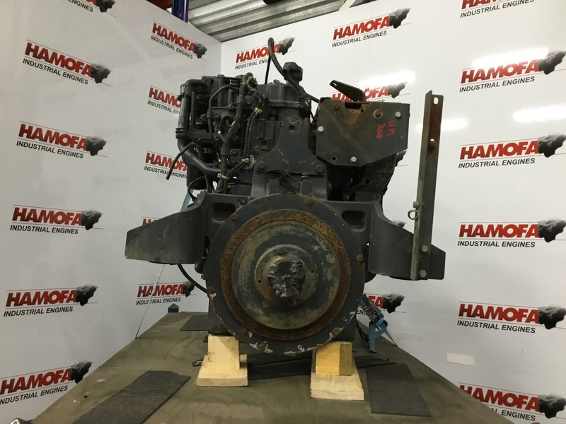 Komatsu SAA6D125E-5 USED - Motor: 3 kép. Komatsu SAA6D125E-5 USED - Motor: 3 kép.