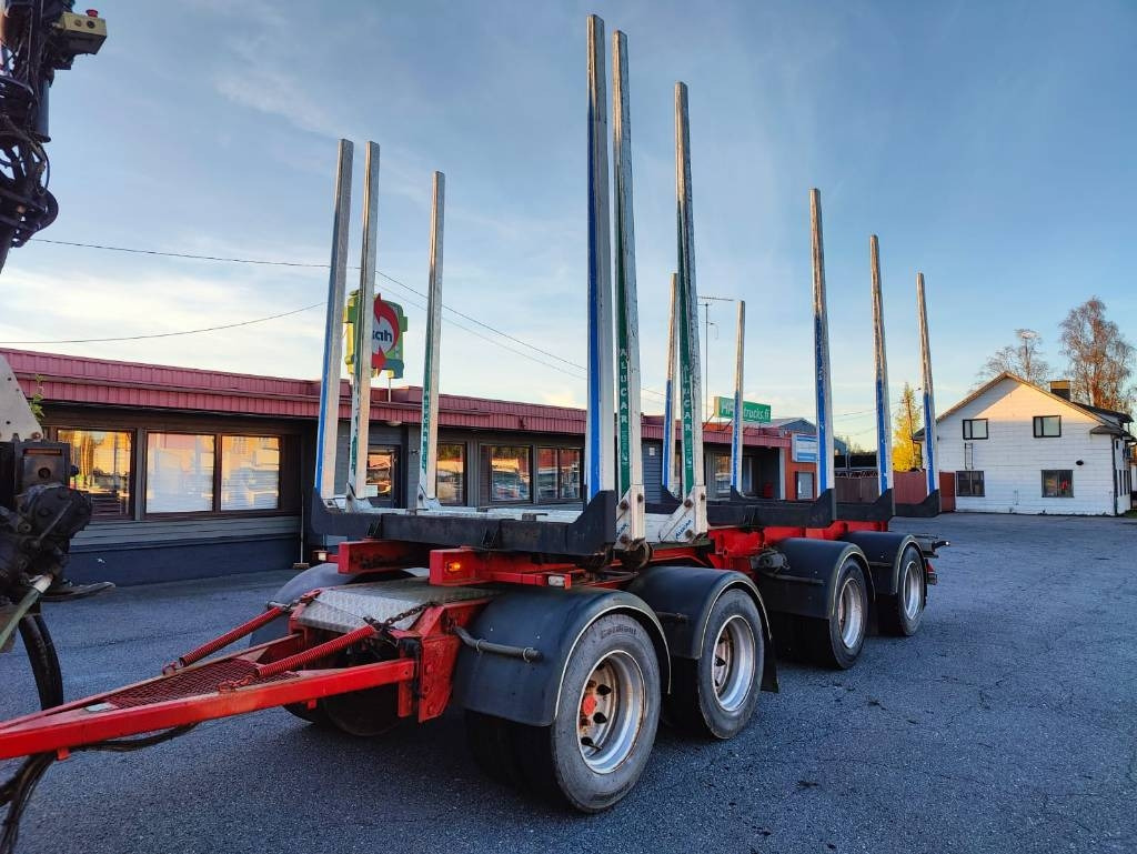 Jyki V427-AJT - Rönkszállító pótkocsi: 1 kép. Jyki V427-AJT - Rönkszállító pótkocsi: 1 kép.