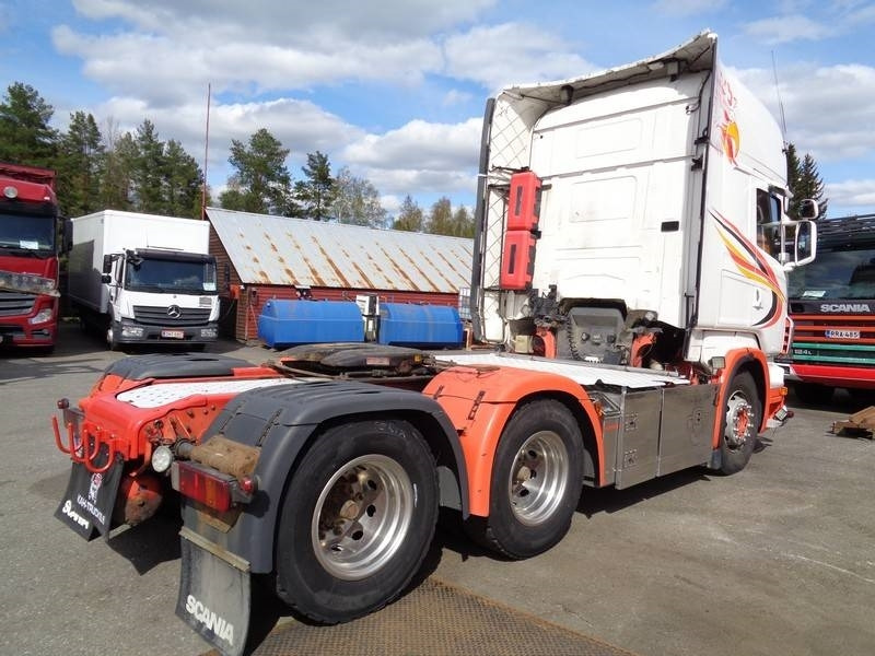 Scania R 620 - Nyergesvontató: 4 kép. Scania R 620 - Nyergesvontató: 4 kép.
