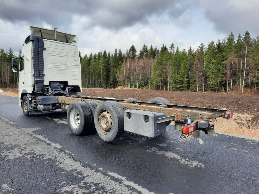 Volvo FH13 - Alvaz teherautó: 3 kép. Volvo FH13 - Alvaz teherautó: 3 kép.
