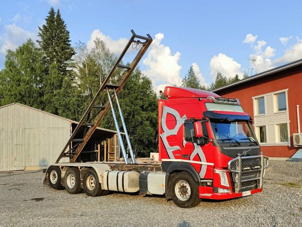 Volvo FM 500  - Cserefelépítményes teherautó: 2 kép. Volvo FM 500  - Cserefelépítményes teherautó: 2 kép.