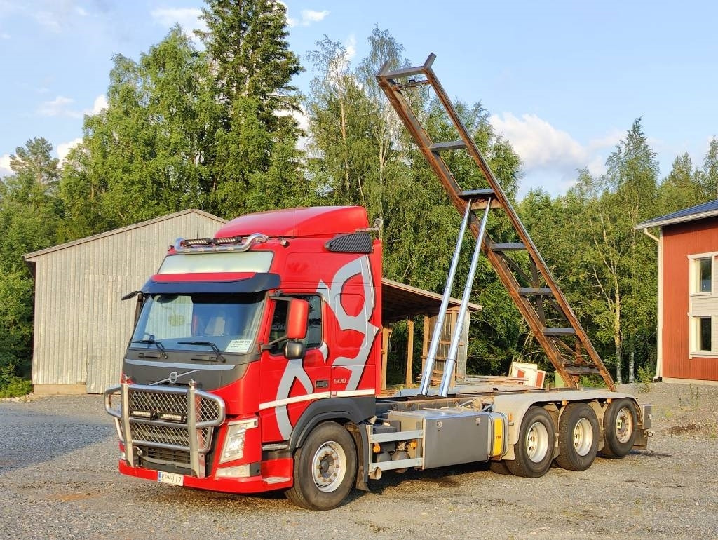 Volvo FM 500  - Cserefelépítményes teherautó: 1 kép. Volvo FM 500  - Cserefelépítményes teherautó: 1 kép.