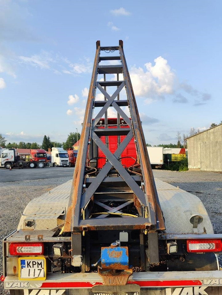 Volvo FM 500  - Cserefelépítményes teherautó: 5 kép. Volvo FM 500  - Cserefelépítményes teherautó: 5 kép.