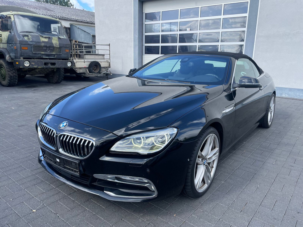 BMW 640 Baureihe 6 Cabrio 640 d - Kabrió: 1 kép. BMW 640 Baureihe 6 Cabrio 640 d - Kabrió: 1 kép.
