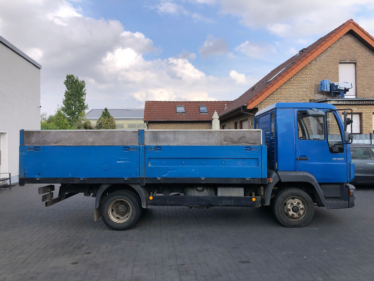 MAN LE 140 C Klima, Tempomat, TÜV 11-2025 - Platós kisteherautó: 5 kép. MAN LE 140 C Klima, Tempomat, TÜV 11-2025 - Platós kisteherautó: 5 kép.