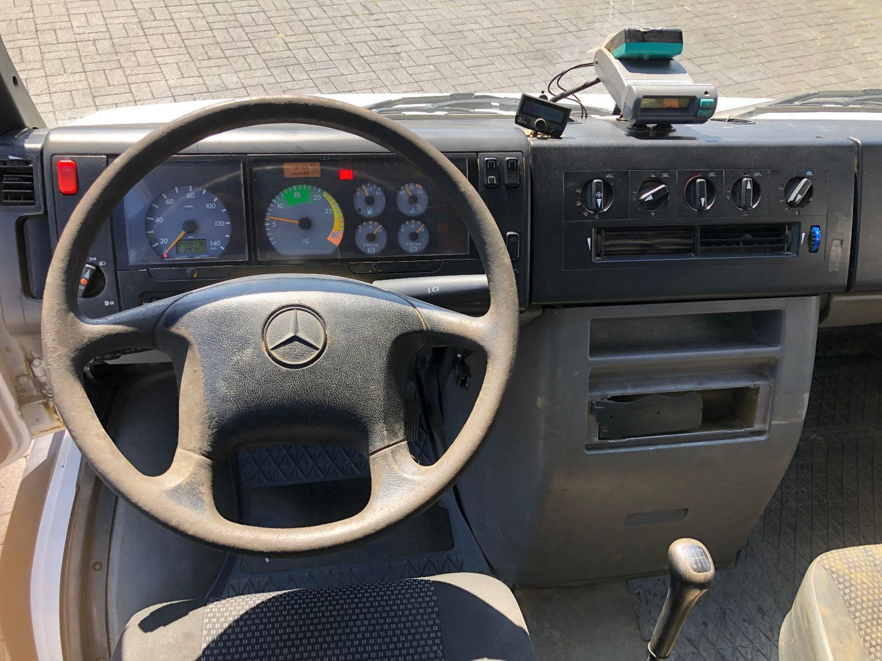 Furgon Mercedes-Benz Vario 816: 19 kép.