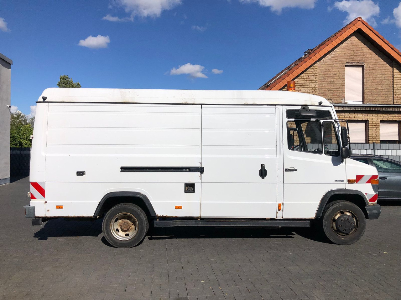 Furgon Mercedes-Benz Vario 816: 6 kép.