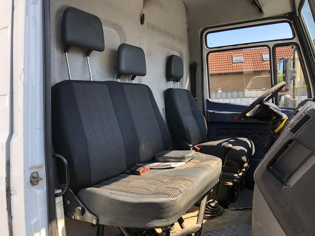 Furgon Mercedes-Benz Vario 816: 15 kép.