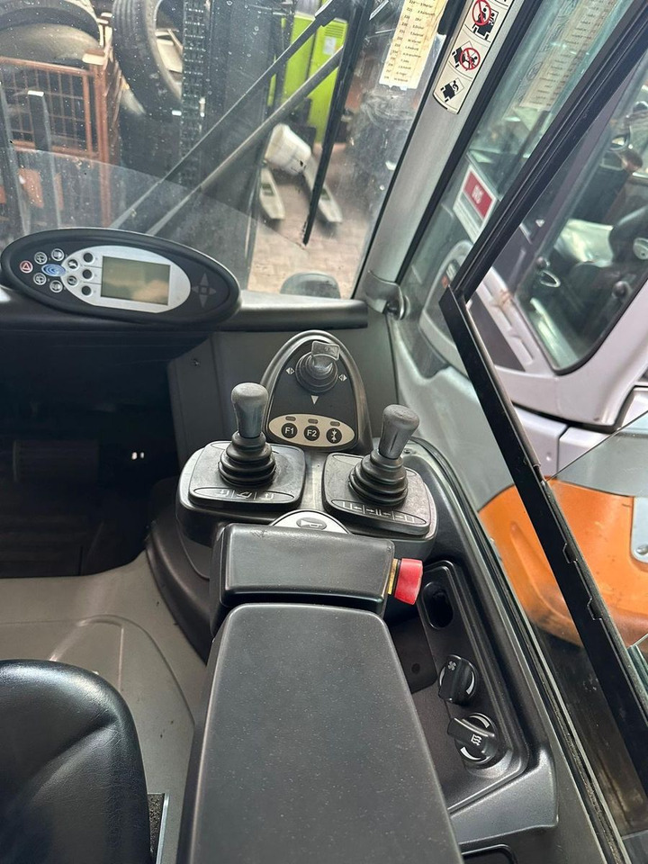 Still RX 60-35 - Elektromos targonca: 4 kép. Still RX 60-35 - Elektromos targonca: 4 kép.