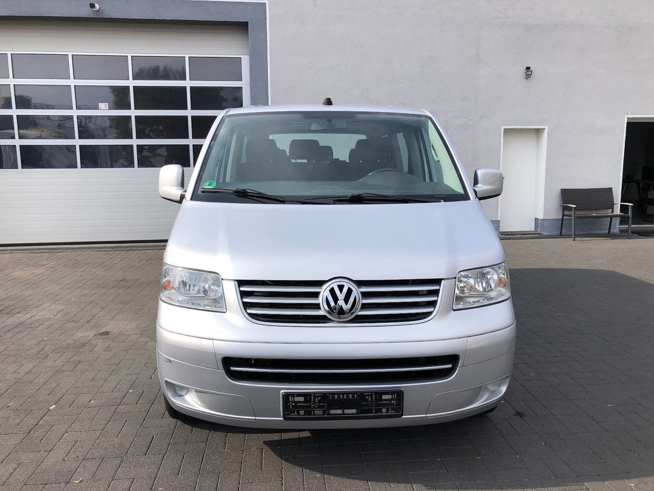 Volkswagen T5 1.9 TDi Caravelle, Comfortline 9-Sitzer - Kisbusz: 5 kép. Volkswagen T5 1.9 TDi Caravelle, Comfortline 9-Sitzer - Kisbusz: 5 kép.