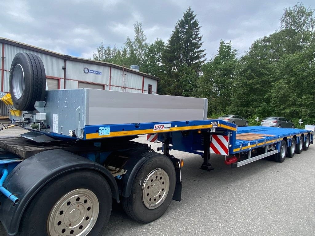 Faymonville Max Trailer, Max 4AA - Félpótkocsi mélybölcsős: 2 kép. Faymonville Max Trailer, Max 4AA - Félpótkocsi mélybölcsős: 2 kép.