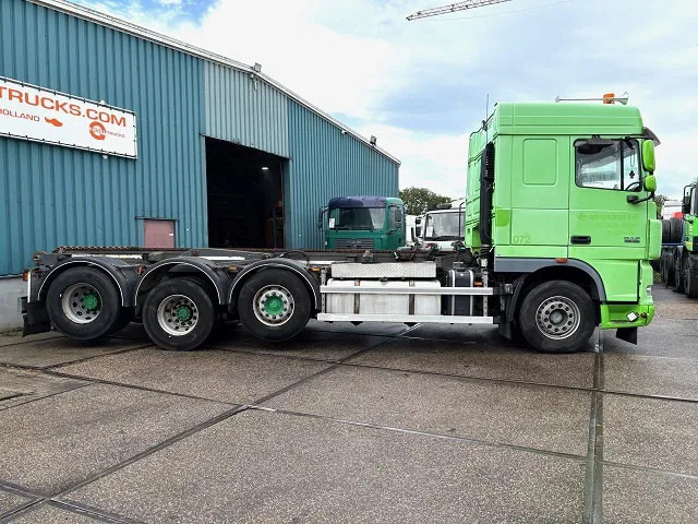 DAF XF 105.460 8x2 CHASSIS WITH MULTILIFT SYSTEM (ZF16 MANUAL GEARBOX / MX-BRAKE / 9.000 KG. FRONT-AXLE / LIFT-AXLES / FRIDGE / ETC. - Cserefelépítményes teherautó: 4 kép. DAF XF 105.460 8x2 CHASSIS WITH MULTILIFT SYSTEM (ZF16 MANUAL GEARBOX / MX-BRAKE / 9.000 KG. FRONT-AXLE / LIFT-AXLES / FRIDGE / ETC. - Cserefelépítményes teherautó: 4 kép.