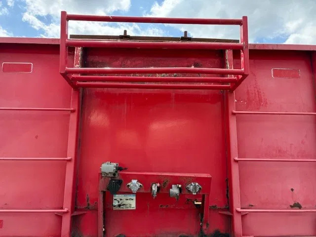 Platós félpótkocsi Kwb P-504-STI-H 4-AXLE FLATBED TRAILER (SAF AXLES / 2x STEERING AXLE / 2x LIFT-AXLE / ABS-EBS): 10 kép. Platós félpótkocsi Kwb P-504-STI-H 4-AXLE FLATBED TRAILER (SAF AXLES / 2x STEERING AXLE / 2x LIFT-AXLE / ABS-EBS): 10 kép.