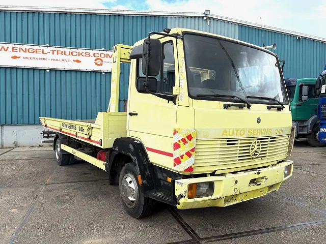 Mercedes-Benz LK 817 AUTO TRANSPORTER (6-CILINDER / FULL STEEL SUSPENSION / MANUAL GEARBOX / WINCH / ETC.) - Autószállító teherautó: 2 kép. Mercedes-Benz LK 817 AUTO TRANSPORTER (6-CILINDER / FULL STEEL SUSPENSION / MANUAL GEARBOX / WINCH / ETC.) - Autószállító teherautó: 2 kép.