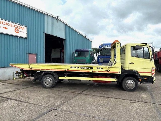 Mercedes-Benz LK 817 AUTO TRANSPORTER (6-CILINDER / FULL STEEL SUSPENSION / MANUAL GEARBOX / WINCH / ETC.) - Autószállító teherautó: 5 kép. Mercedes-Benz LK 817 AUTO TRANSPORTER (6-CILINDER / FULL STEEL SUSPENSION / MANUAL GEARBOX / WINCH / ETC.) - Autószállító teherautó: 5 kép.