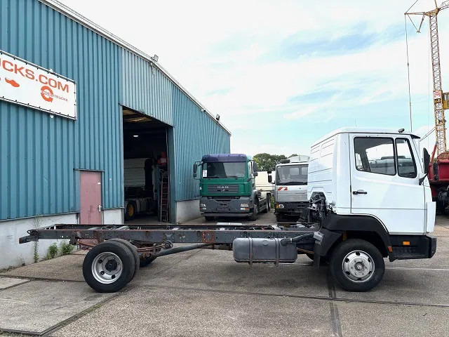 Mercedes-Benz LK 914 4x2 FULL STEEL CHASSIS (6-CILINDER / MANUAL GEARBOX / FULL STEEL SUSPENSION) - Alvaz teherautó: 4 kép. Mercedes-Benz LK 914 4x2 FULL STEEL CHASSIS (6-CILINDER / MANUAL GEARBOX / FULL STEEL SUSPENSION) - Alvaz teherautó: 4 kép.
