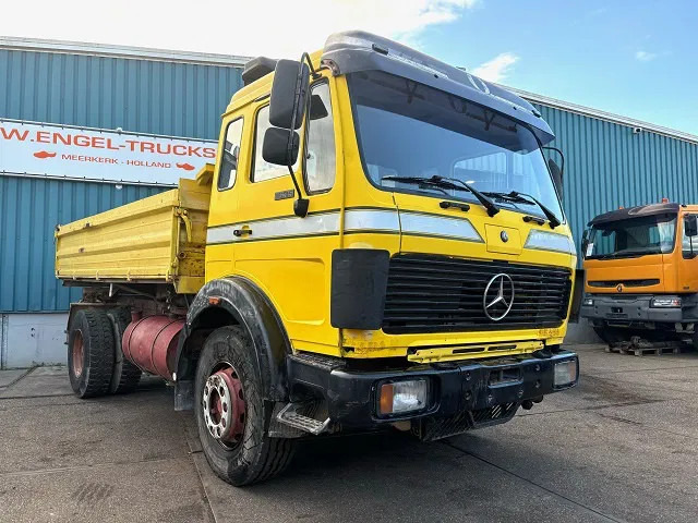 Mercedes-Benz SK 1935 V8 4x2 FULL STEEL 3-WAY MEILLER KIPPER (ZF16 MANUAL GEARBOX / FULL STEEL SUSPENSION / REDUCTION AXLE) - Billenőplatós teherautó: 2 kép. Mercedes-Benz SK 1935 V8 4x2 FULL STEEL 3-WAY MEILLER KIPPER (ZF16 MANUAL GEARBOX / FULL STEEL SUSPENSION / REDUCTION AXLE) - Billenőplatós teherautó: 2 kép.
