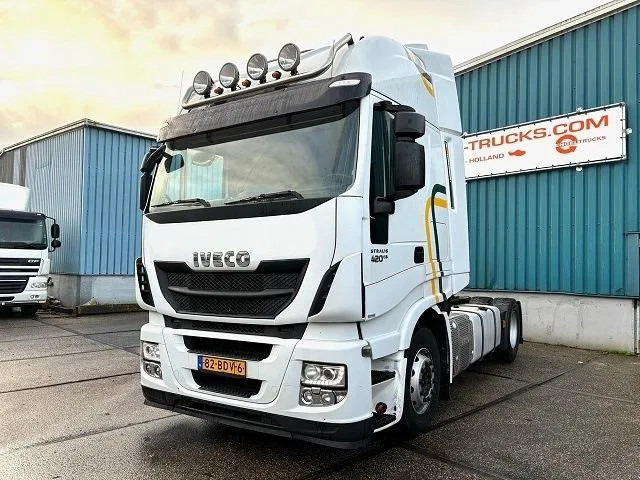 Iveco Stralis 440.42 /TP HIGH-WAY (EURO 6 / AUTOMATIC GEARBOX / 2x TANK / FRIDGE / AIRCONDITIONING / ETC.) - Nyergesvontató: 1 kép. Iveco Stralis 440.42 /TP HIGH-WAY (EURO 6 / AUTOMATIC GEARBOX / 2x TANK / FRIDGE / AIRCONDITIONING / ETC.) - Nyergesvontató: 1 kép.