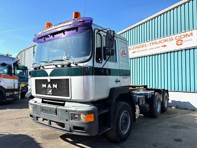 MAN 26.372 DFS 6x4 FULL STEEL TRACTOR (MANUAL GEARBOX / FULL STEEL SUSPENSION / REDUCTION AXLES) - Nyergesvontató: 1 kép. MAN 26.372 DFS 6x4 FULL STEEL TRACTOR (MANUAL GEARBOX / FULL STEEL SUSPENSION / REDUCTION AXLES) - Nyergesvontató: 1 kép.