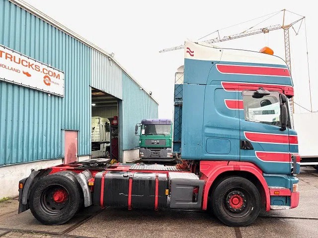 Scania R164-580 V8 TOPLINE COLLECTORS ITEM!! / APK 10-2026!! (12+2 MANUAL GEARBOX / RETARDER / AIRCONDITIONING / 2x TANK / ETC.) - Nyergesvontató: 4 kép. Scania R164-580 V8 TOPLINE COLLECTORS ITEM!! / APK 10-2026!! (12+2 MANUAL GEARBOX / RETARDER / AIRCONDITIONING / 2x TANK / ETC.) - Nyergesvontató: 4 kép.