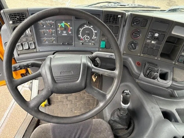 Cserefelépítményes teherautó Scania P114-340 6x2 WITH MULTILIFT CONTAINERSYSTEM ONLY 80.500 KM!! ORIGINAL (10 TIRES / FULL STEEL SUSPENSION / 12 GEARS MANUAL GEARBO: 8 kép.