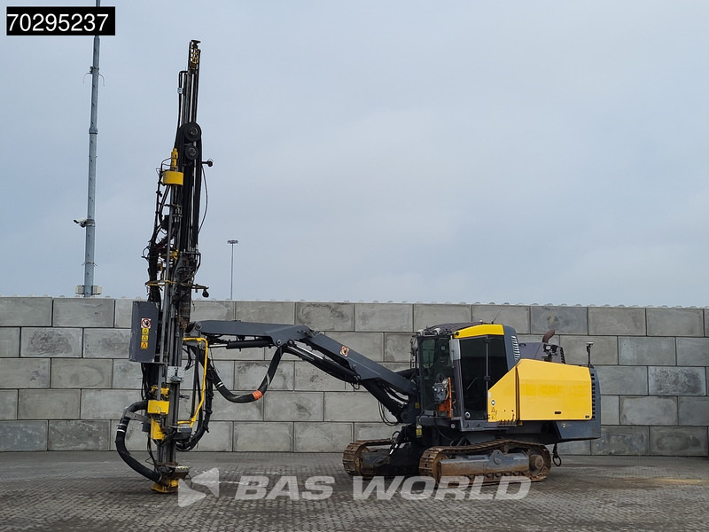 Atlas-Copco SmartROC T35-11 Remote Control - Fúrógép: 3 kép. Atlas-Copco SmartROC T35-11 Remote Control - Fúrógép: 3 kép.