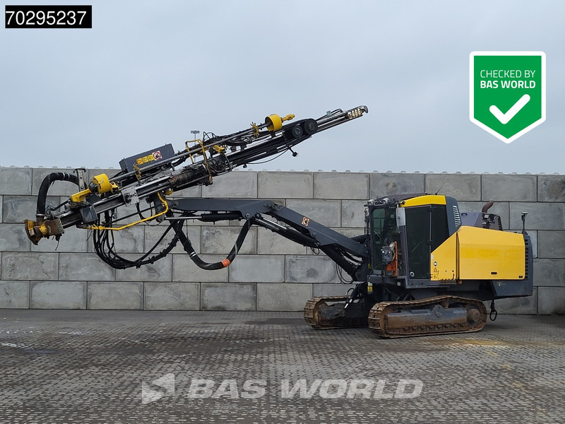 Atlas-Copco SmartROC T35-11 Remote Control - Fúrógép: 1 kép. Atlas-Copco SmartROC T35-11 Remote Control - Fúrógép: 1 kép.