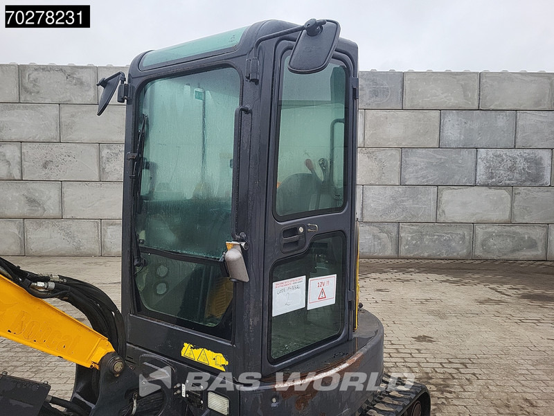Minikotró Bobcat E26 EM: 8 kép.