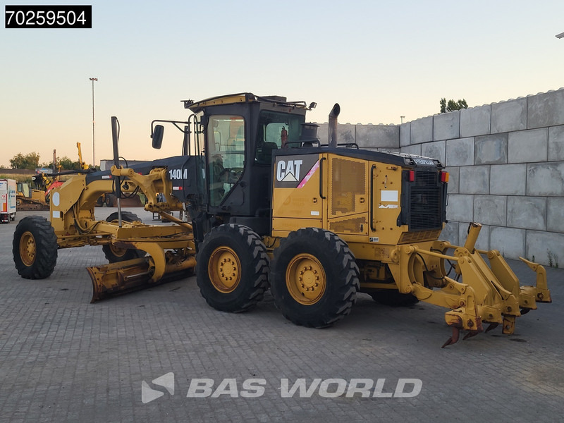 Caterpillar 140M - Gréder: 2 kép. Caterpillar 140M - Gréder: 2 kép.