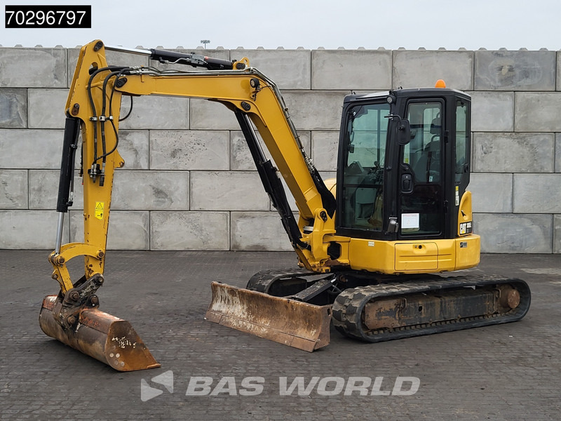 Caterpillar 305 E2 CR 3 BUCKETS - Lánctalpas kotró: 2 kép. Caterpillar 305 E2 CR 3 BUCKETS - Lánctalpas kotró: 2 kép.