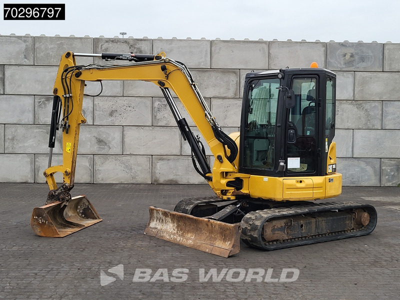 Caterpillar 305 E2 CR 3 BUCKETS - Lánctalpas kotró: 3 kép. Caterpillar 305 E2 CR 3 BUCKETS - Lánctalpas kotró: 3 kép.