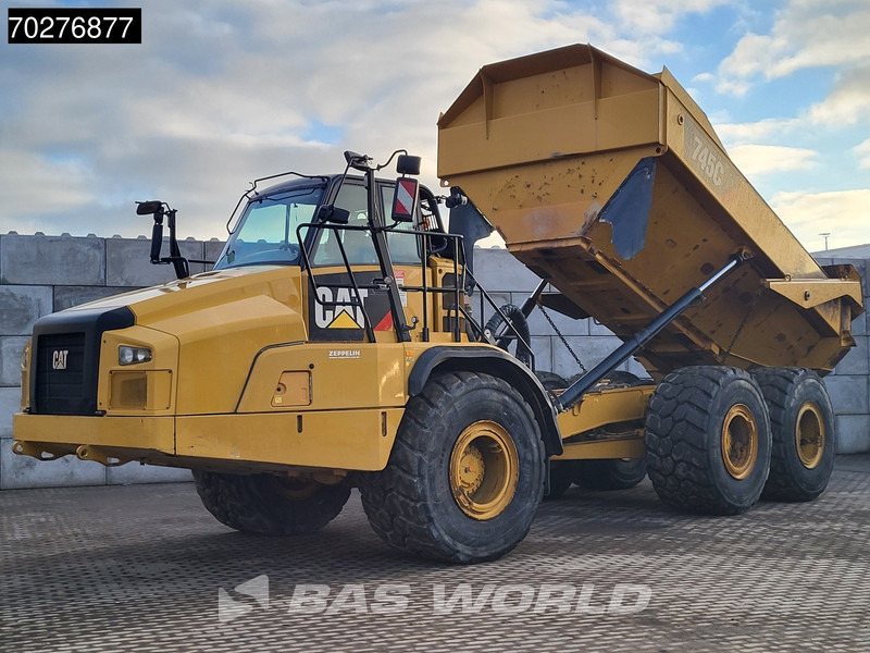 Caterpillar 745 C TAIL GATE - Csuklós dömper: 2 kép. Caterpillar 745 C TAIL GATE - Csuklós dömper: 2 kép.