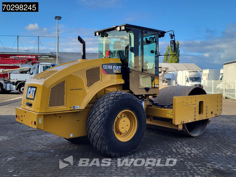 Caterpillar CS76 B A/C - Henger: 5 kép. Caterpillar CS76 B A/C - Henger: 5 kép.