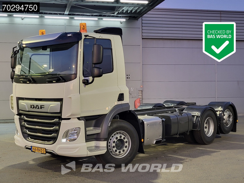 DAF CF 300 6X2 NEW chassis Lift/Steering Axle ACC Retarder Euro 6 - Alvaz teherautó: 1 kép. DAF CF 300 6X2 NEW chassis Lift/Steering Axle ACC Retarder Euro 6 - Alvaz teherautó: 1 kép.