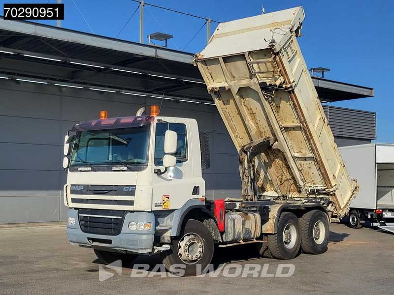 DAF CF85.410 6X4 11m3 LORH MANUTRANS BB26T Tipper Steelsuspension Big-Axle Manual Euro 4 - Billenőplatós teherautó: 2 kép. DAF CF85.410 6X4 11m3 LORH MANUTRANS BB26T Tipper Steelsuspension Big-Axle Manual Euro 4 - Billenőplatós teherautó: 2 kép.