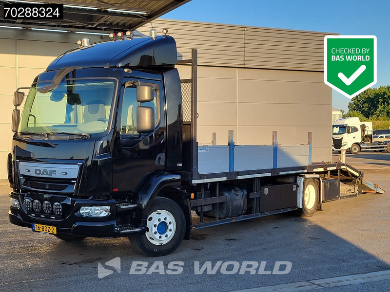 DAF LF 180 4X2 14t NL-Truck Machine transporter Oprijwagen Hydraulic ramps Euro 6 - Autószállító teherautó: 1 kép. DAF LF 180 4X2 14t NL-Truck Machine transporter Oprijwagen Hydraulic ramps Euro 6 - Autószállító teherautó: 1 kép.