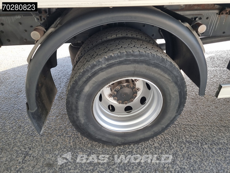 Hűtős teherautó DAF LF 250 4X2 Manual ACC Carrier Xarios 600 cooler Euro 6: 15 kép.