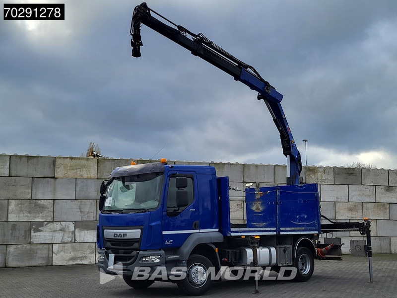 DAF LF 260 LF 4X2 Hiab 111 B-2 HIDUO Crane Kran Remote control Automatic ACC Euro 6 - Platós teherautó, Darus autó: 1 kép. DAF LF 260 LF 4X2 Hiab 111 B-2 HIDUO Crane Kran Remote control Automatic ACC Euro 6 - Platós teherautó, Darus autó: 1 kép.