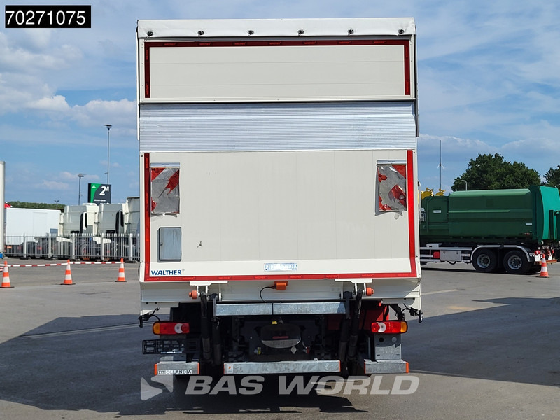 DAF LF 290 4X2 16tonner Automatic Ladebordwand ACC Euro 6 - Ponyvás teherautó: 3 kép. DAF LF 290 4X2 16tonner Automatic Ladebordwand ACC Euro 6 - Ponyvás teherautó: 3 kép.