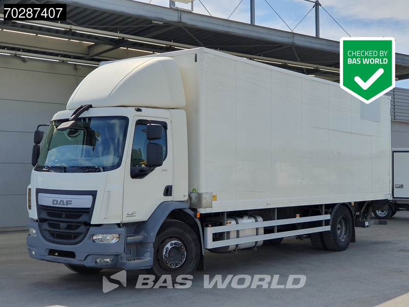 DAF LF 310 LF 4X2 19tonner Automatic 2000kg Ladebordwand Euro 6 - Dobozos felépítményű teherautó: 1 kép. DAF LF 310 LF 4X2 19tonner Automatic 2000kg Ladebordwand Euro 6 - Dobozos felépítményű teherautó: 1 kép.