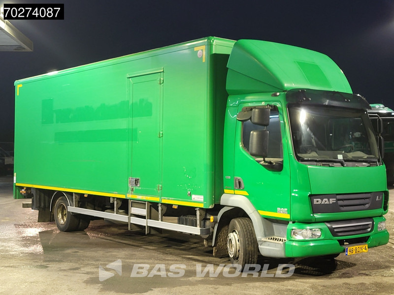 DAF LF45.160 4X2 NL-Truck APK Automatic Ladebordwand EEV - Dobozos felépítményű teherautó: 3 kép. DAF LF45.160 4X2 NL-Truck APK Automatic Ladebordwand EEV - Dobozos felépítményű teherautó: 3 kép.