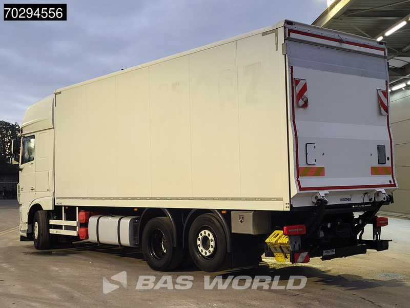 DAF XF 460 6X2 2000kg Ladebordwand Retarder Lift-Steering Axle Euro 6 - Dobozos felépítményű teherautó: 2 kép. DAF XF 460 6X2 2000kg Ladebordwand Retarder Lift-Steering Axle Euro 6 - Dobozos felépítményű teherautó: 2 kép.