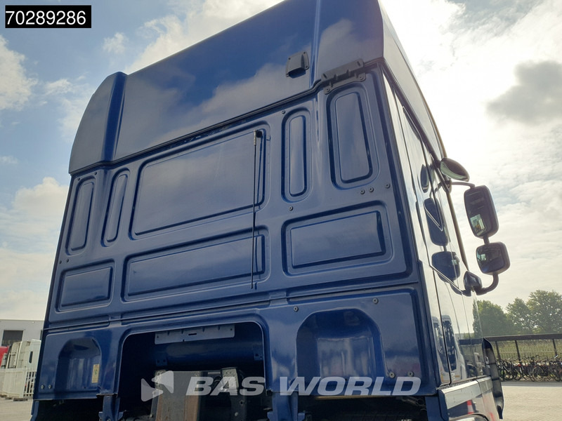 DAF XF 460 XF 6X2 SSC BDF Retarder 2xTanks Liftachse LED ACC - Cserefelépítményes teherautó: 5 kép. DAF XF 460 XF 6X2 SSC BDF Retarder 2xTanks Liftachse LED ACC - Cserefelépítményes teherautó: 5 kép.