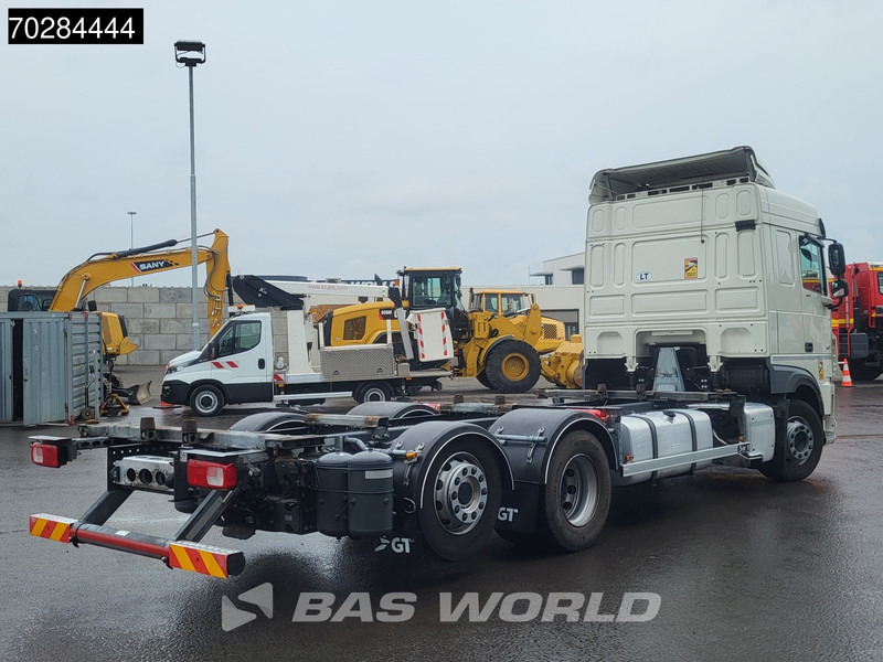 DAF XF 480 6X2 BDF Liftaxle Automatic ACC Euro 6 - Cserefelépítményes teherautó: 5 kép. DAF XF 480 6X2 BDF Liftaxle Automatic ACC Euro 6 - Cserefelépítményes teherautó: 5 kép.